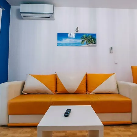 Apartment Deluxe Center Baska Voda
