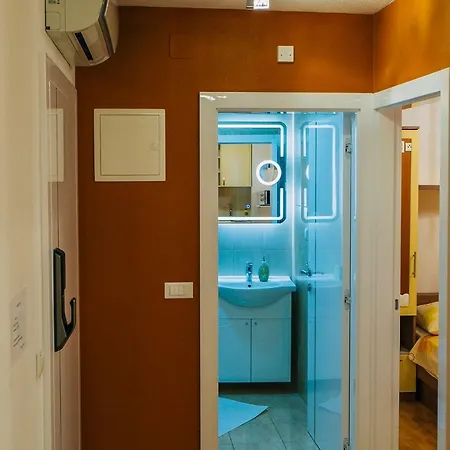 Apartment Deluxe Center *