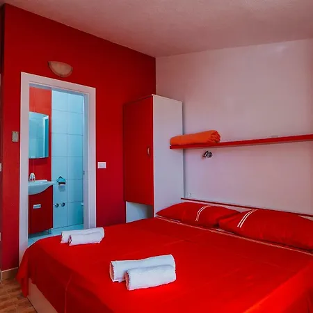 Deluxe Center Apartment Baska Voda